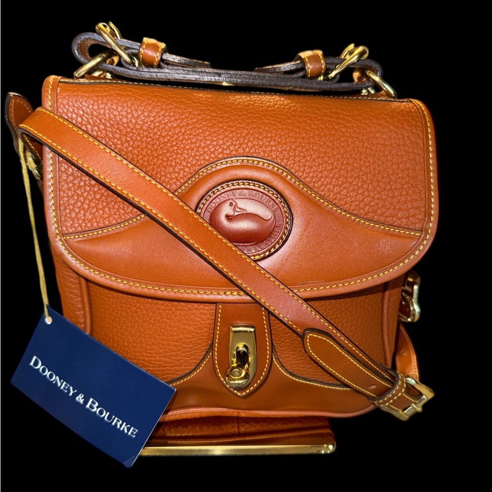 Vintage Dooney & Bourke Beige Leather Shoulder Bag/ Sling Bag/ Crossbody Bag NWT